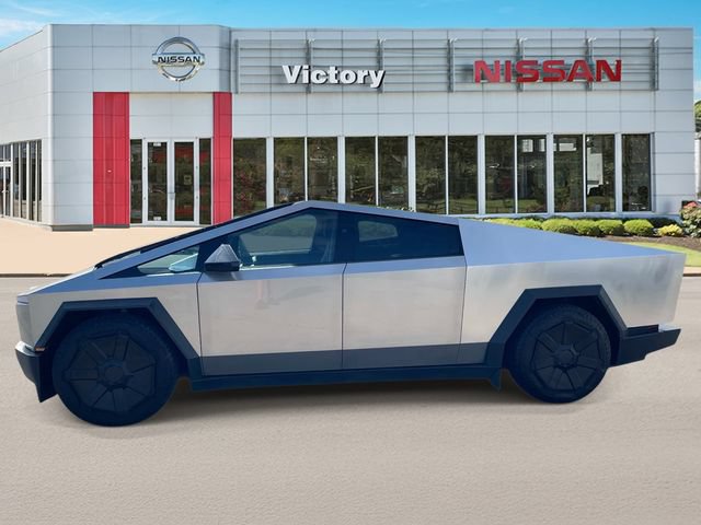Used 2024 Tesla Cybertruck AWD Crew Cab image 6