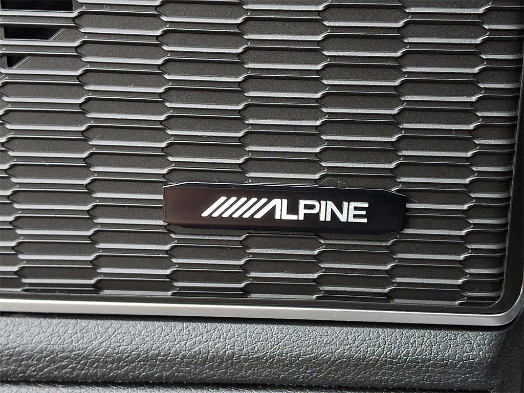 Used 2022 Jeep Grand Cherokee L Limited w/ Luxury Tech Group II image 27