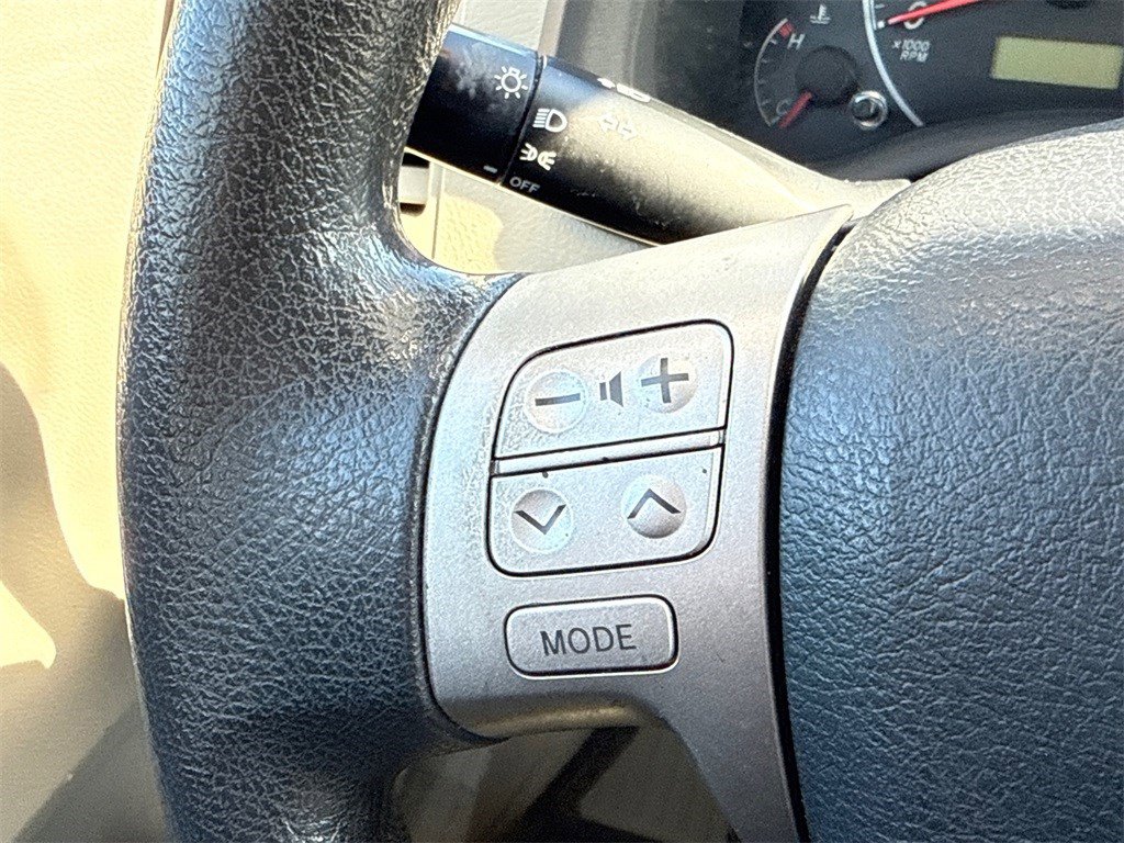 Used 2012 Toyota Corolla LE image 22