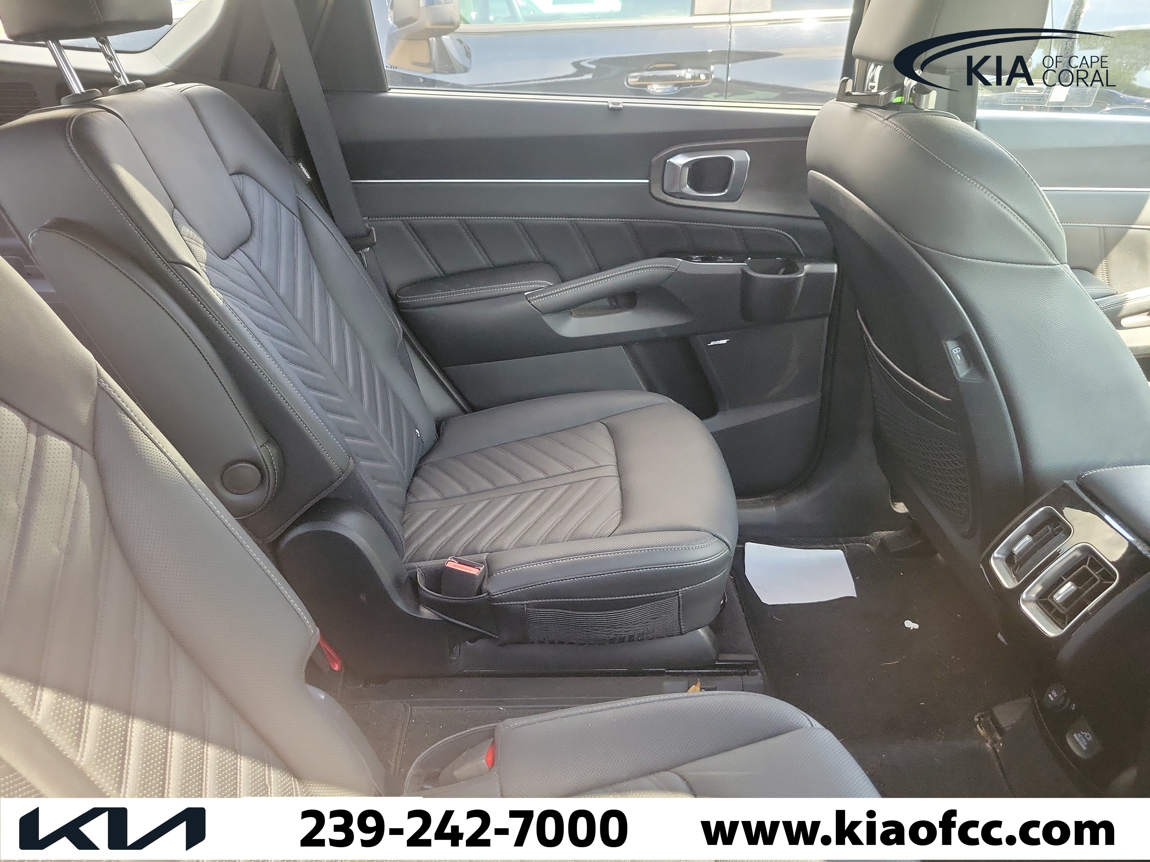 Certified 2024 Kia Sorento SX Prestige AWD/4WD image 10