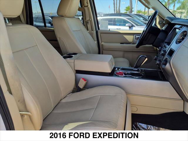 Used 2016 Ford Expedition Limited w/ Equipment Group 301A RWD image 26