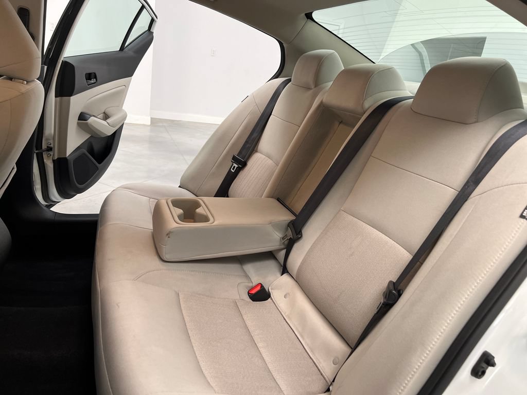 Used 2024 Nissan Altima 2.5 SV AWD/4WD image 16