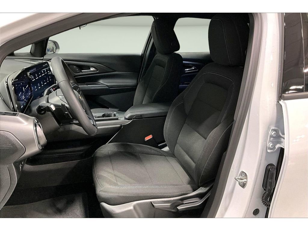 New 2026 Chevrolet Equinox EV LT image 10