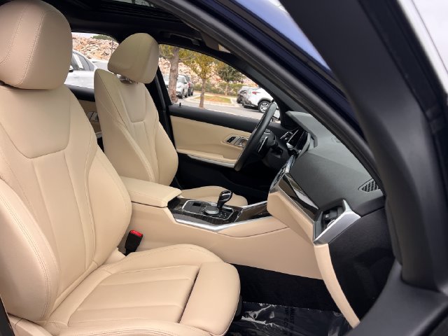 Used 2019 BMW 330i Sedan w/ Convenience Package RWD image 32