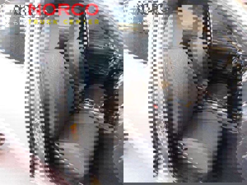 Used 2018 Toyota Tacoma TRD Sport w/ Technology Package image 17