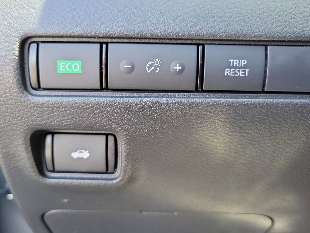 Certified 2025 Nissan Sentra S image 16