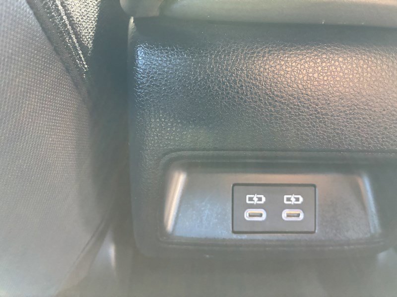 Used 2023 Toyota Corolla SE image 13