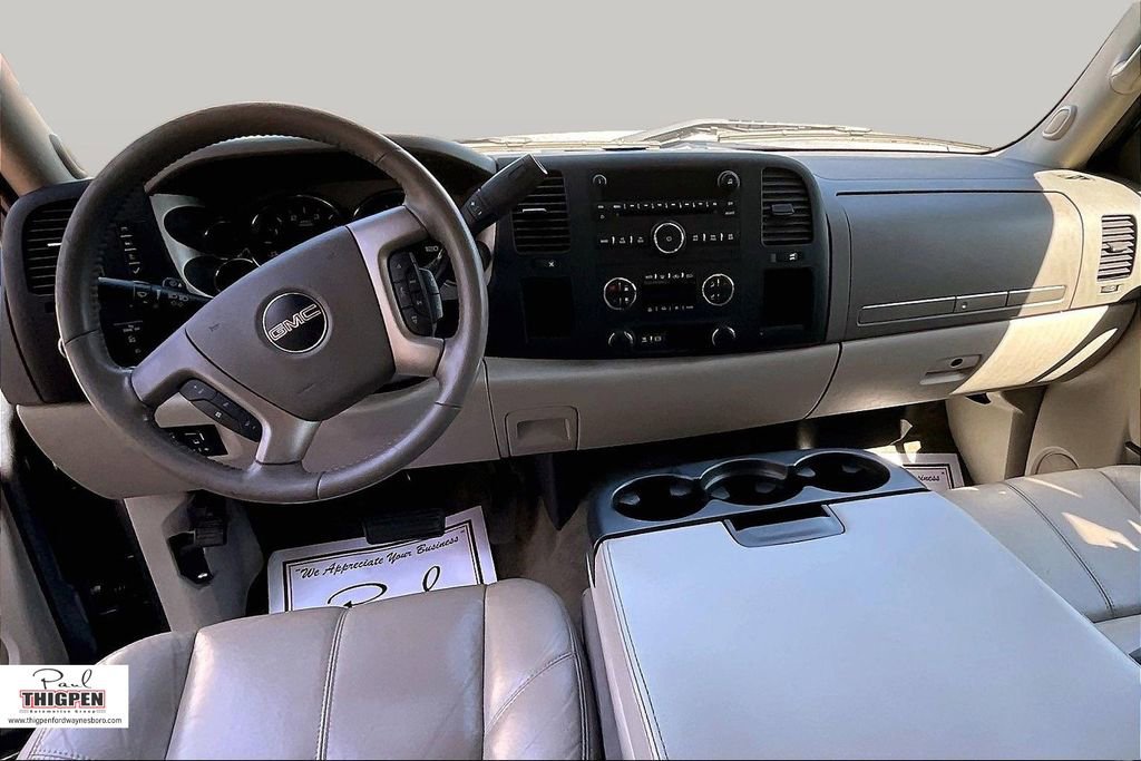 Used 2011 GMC Sierra 2500 SLE w/ SLE Preferred Package image 15