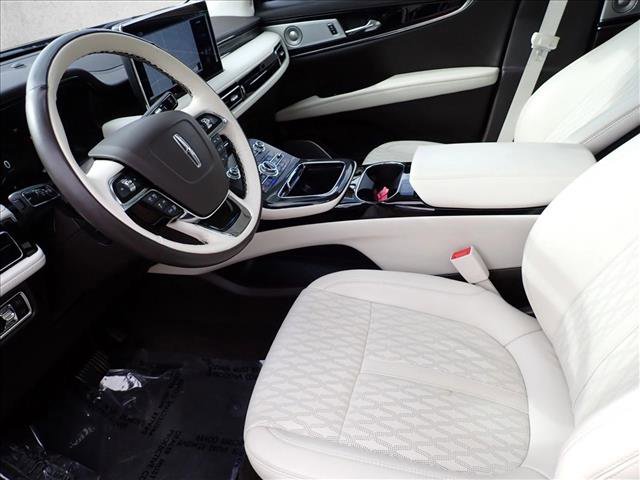 Used 2023 Lincoln Nautilus Black Label w/ Class II Trailer Tow Package image 13