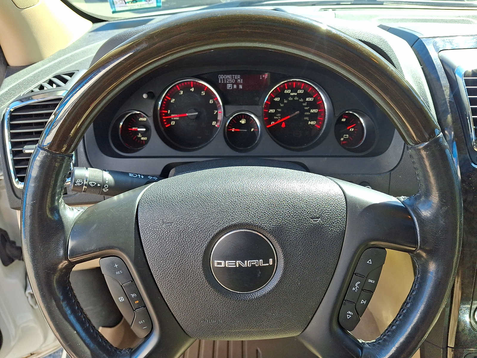 Used 2011 GMC Acadia Denali AWD/4WD image 20