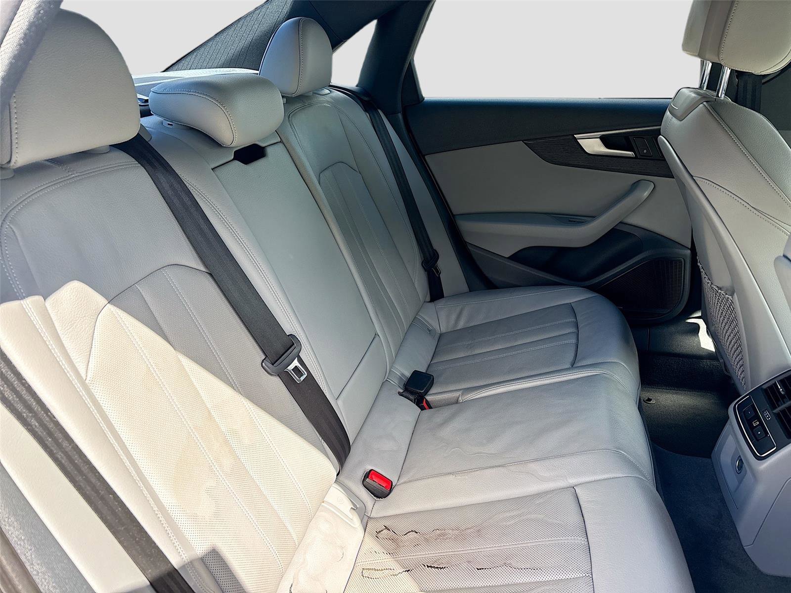 Used 2018 Audi A4 2.0T Ultra Premium Plus w/ Premium Plus Package image 31