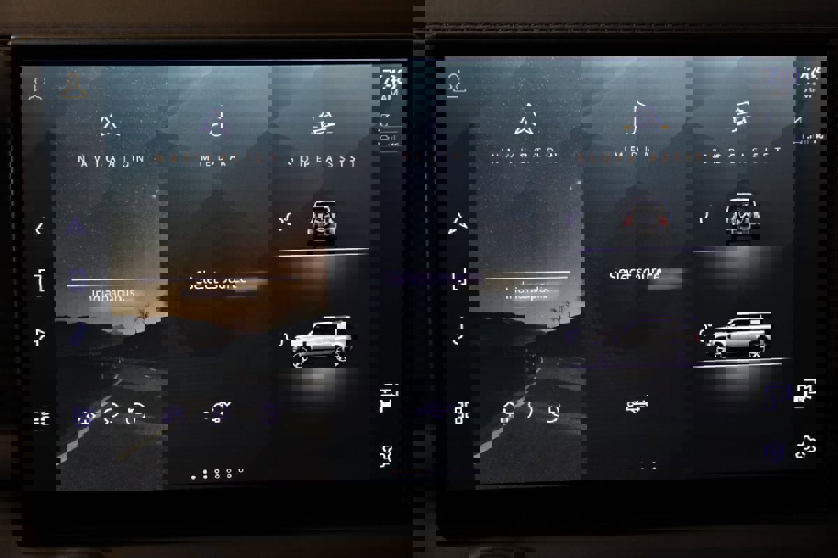 Used 2025 Land Rover Defender 110 S image 48