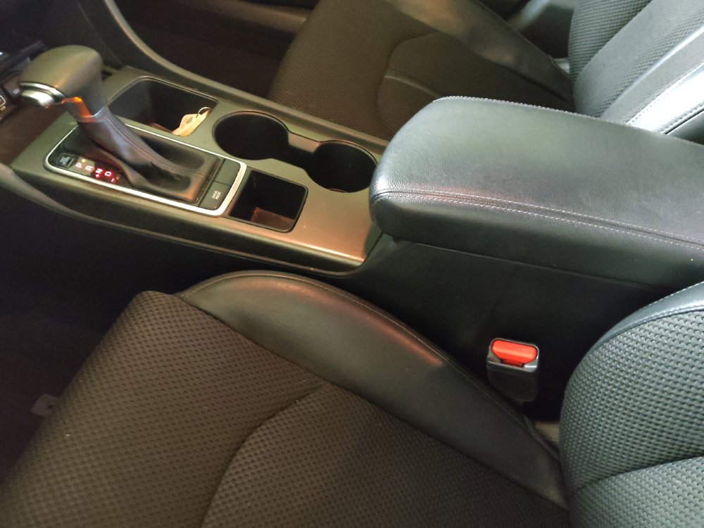 Used 2019 Kia Optima S FWD image 26