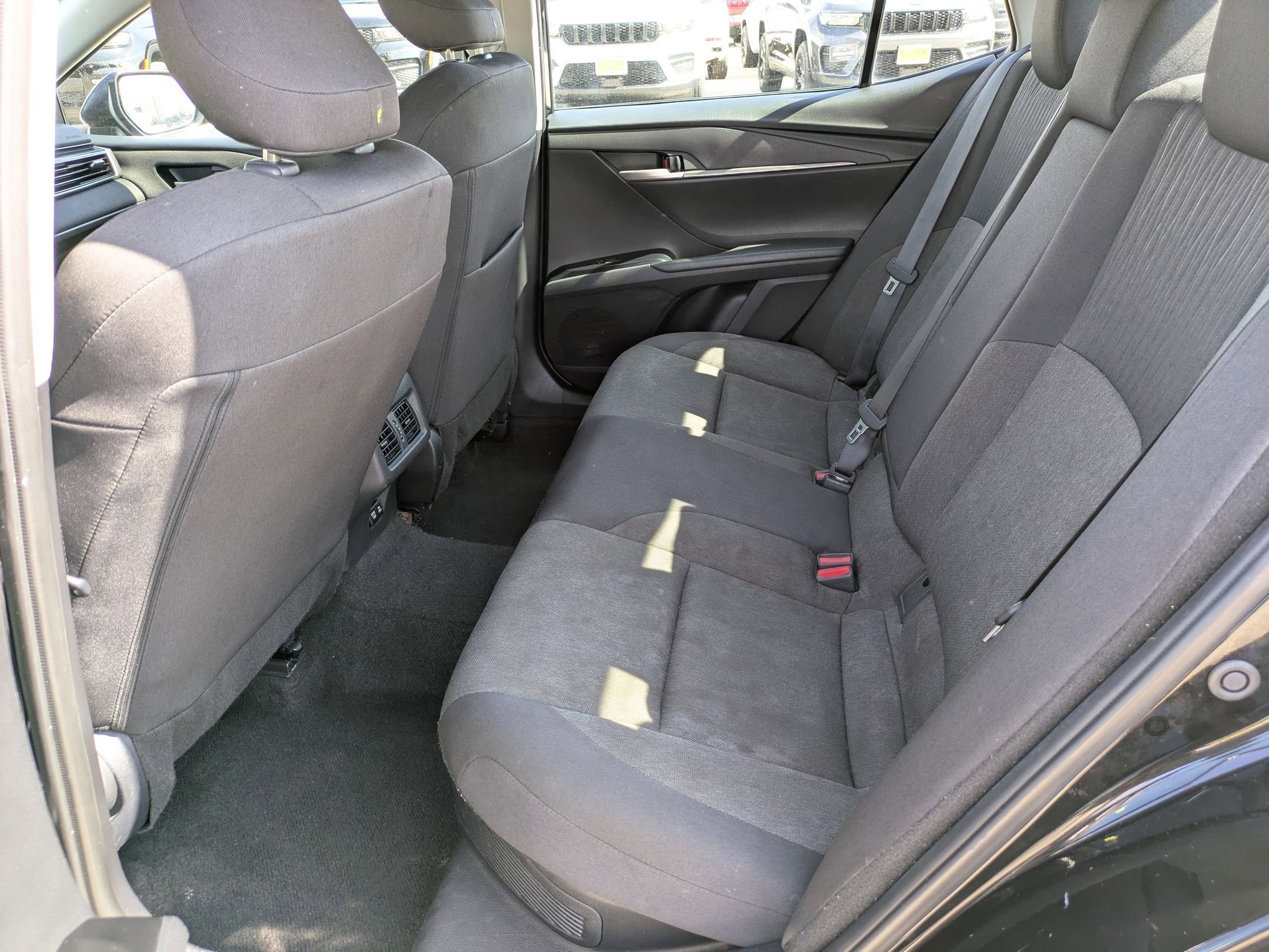 Used 2025 Toyota Camry LE image 13