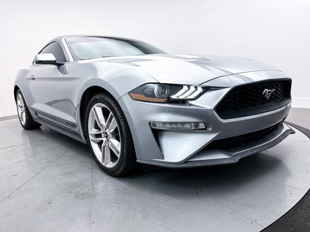 Used 2020 Ford Mustang Premium w/ Equipment Group 201A image 9