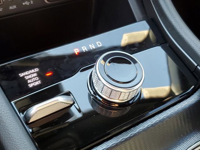 New 2025 Jeep Grand Cherokee Limited image 12