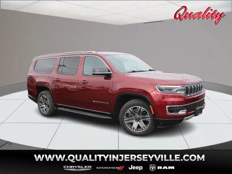 Used 2024 Jeep Wagoneer L Series II w/ Flexible Seating Group AWD/4WD image 1