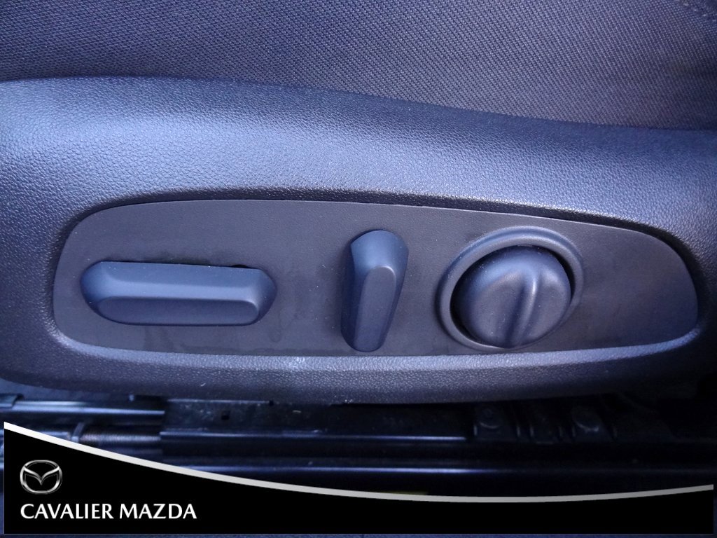 Used 2025 Chevrolet Malibu LT image 11