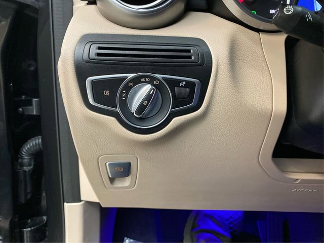 Used 2020 Mercedes-Benz GLC 300 4MATIC image 22