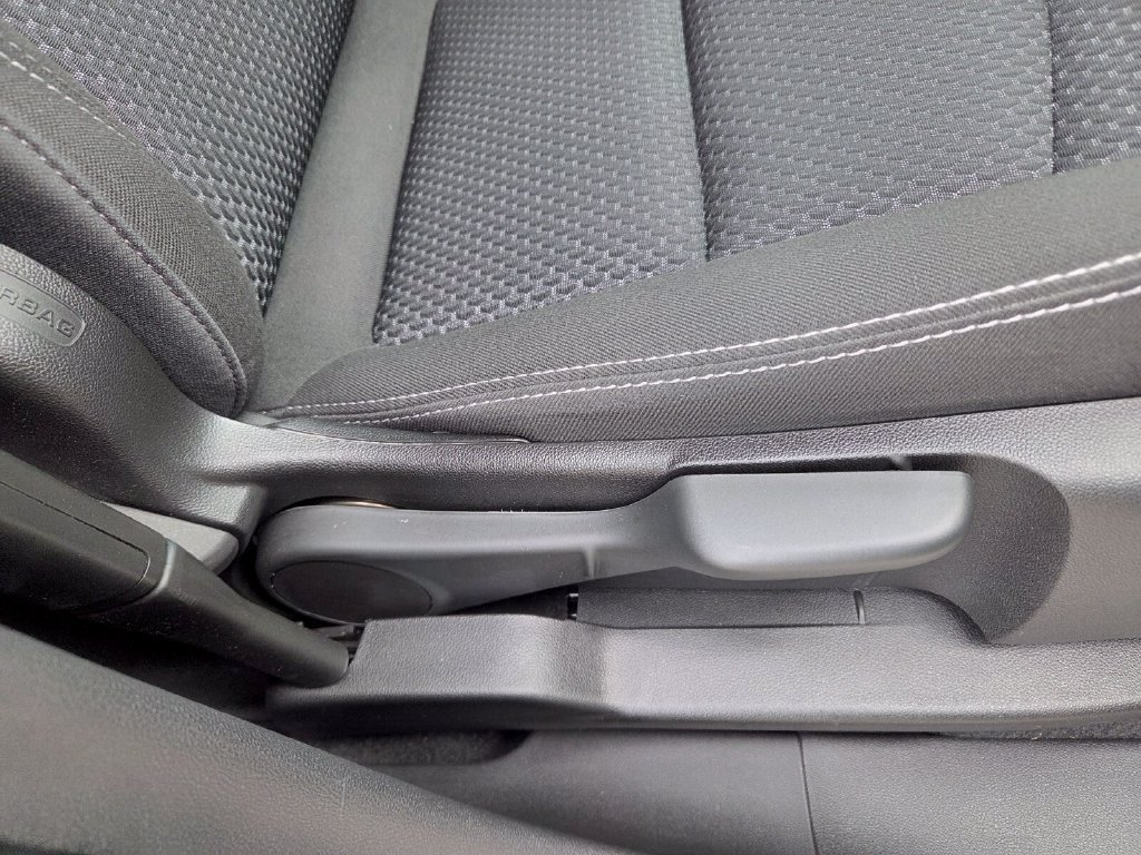 Used 2023 GMC Terrain SLE w/ Elevation Edition FWD image 16