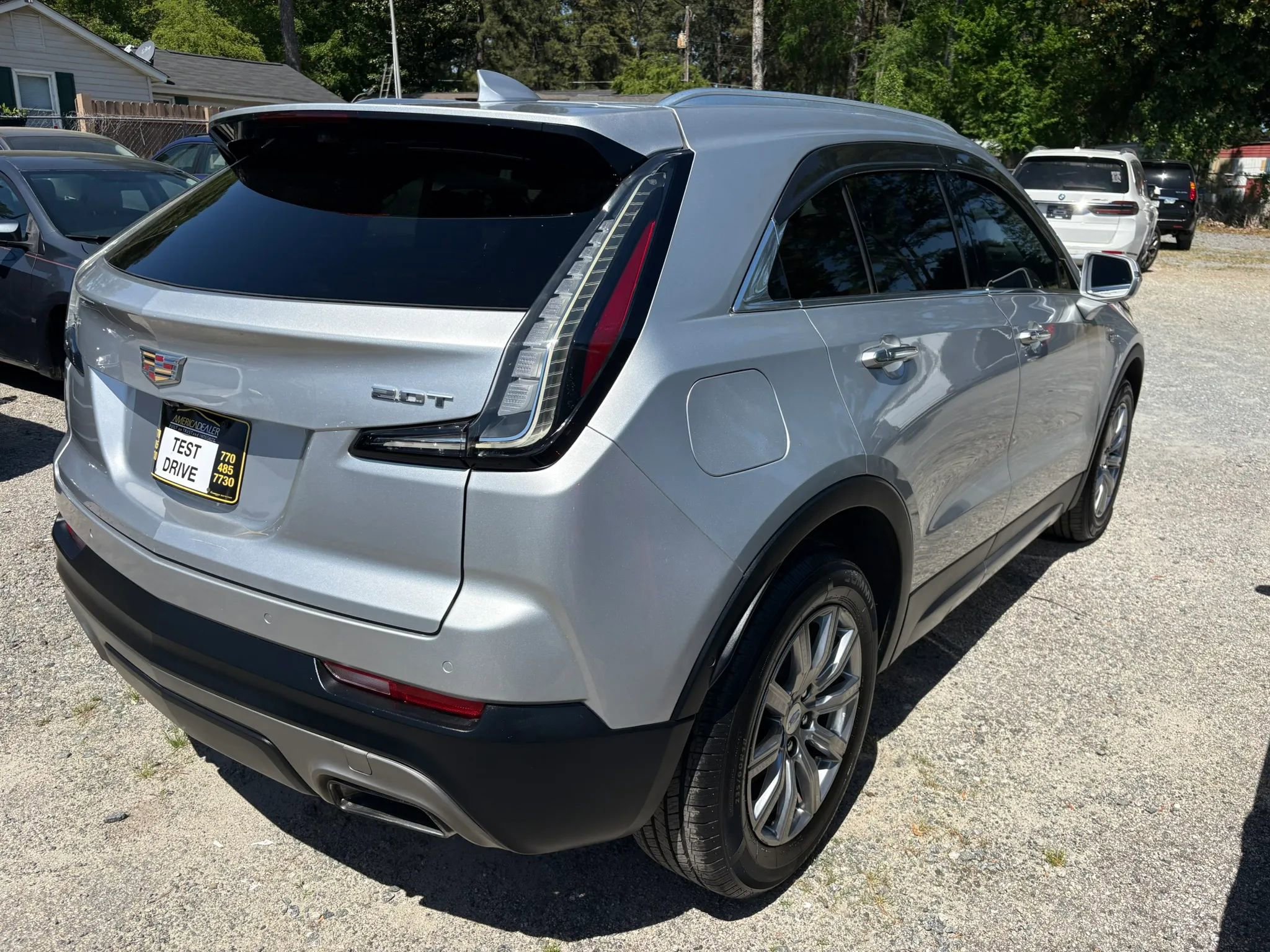 Used 2019 Cadillac XT4 Premium Luxury w/ Enhanced Visibility Package FWD image 4