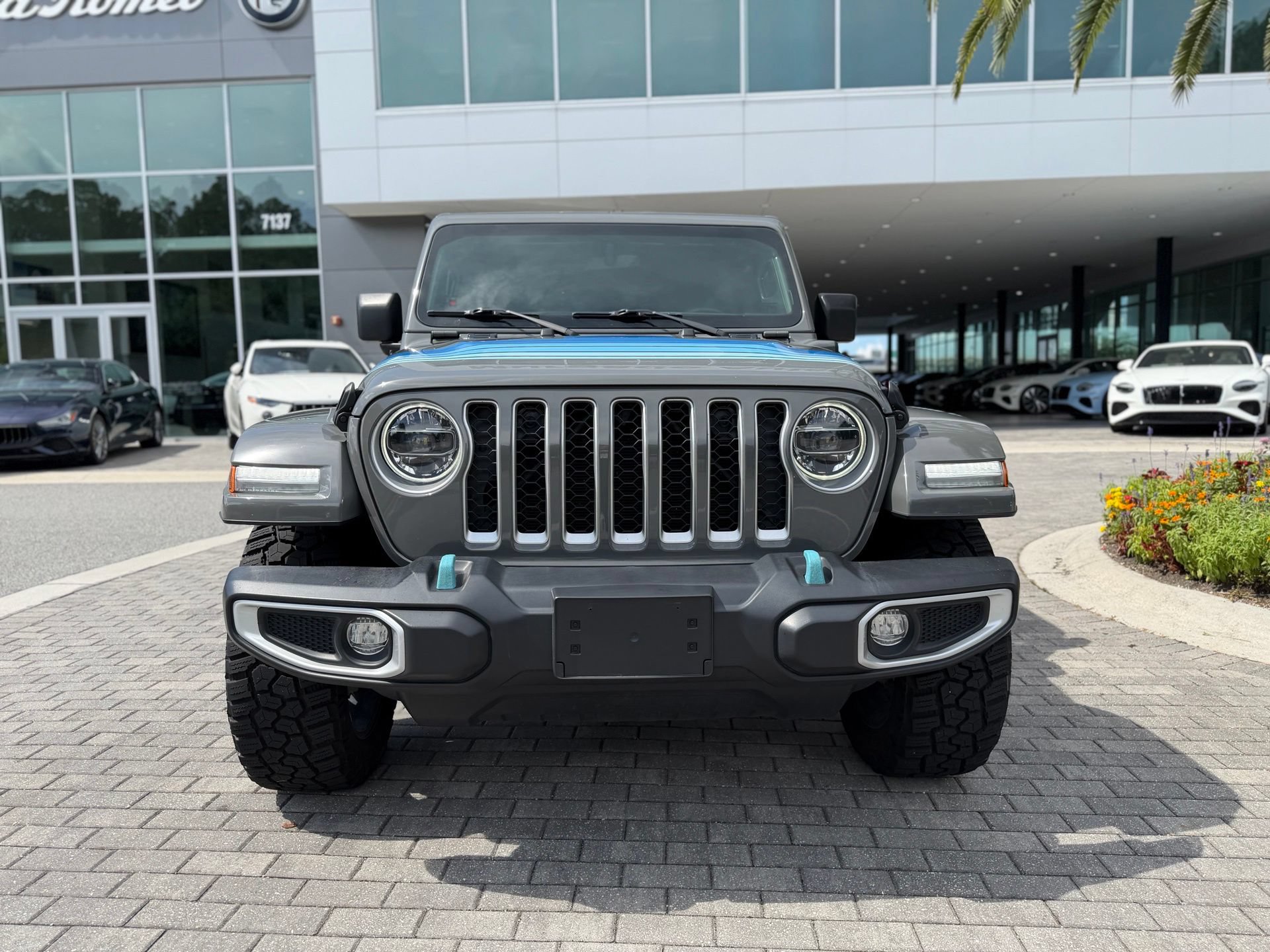 Used 2021 Jeep Wrangler Unlimited Sahara w/ Cold Weather Group AWD/4WD image 9