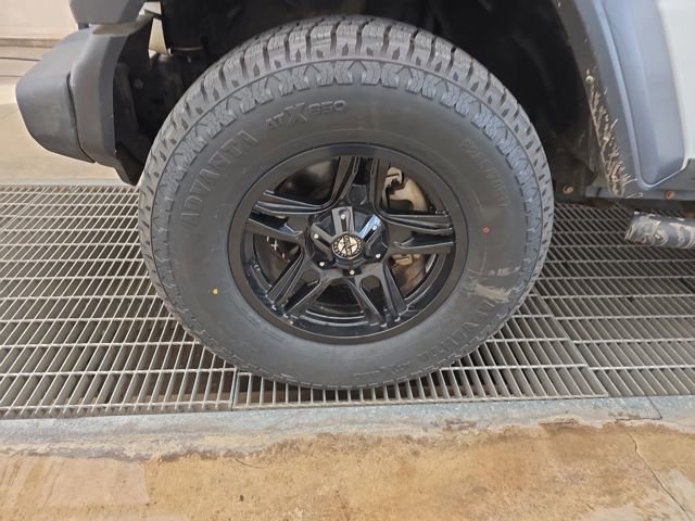 Used 2021 Jeep Wrangler Unlimited Sport image 23