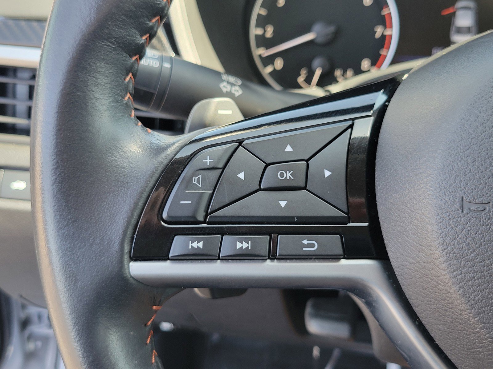 Used 2024 Nissan Altima 2.5 SR w/ SR Premium Package image 19