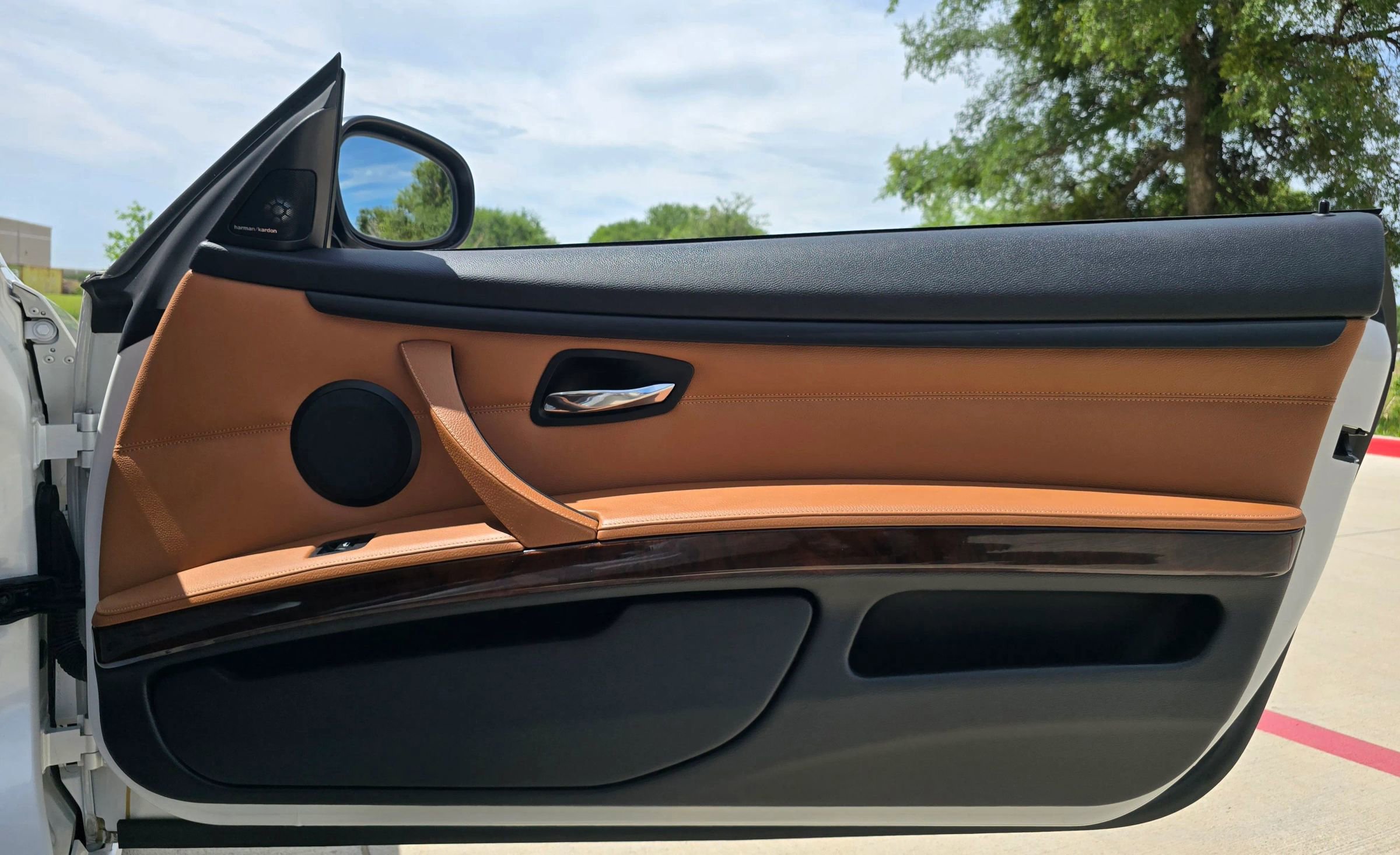 Used 2013 BMW 335i Convertible RWD image 19