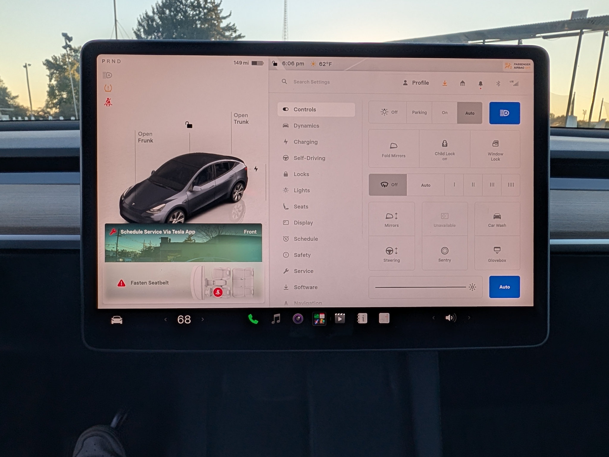 Used 2023 Tesla Model Y Long Range AWD/4WD image 28