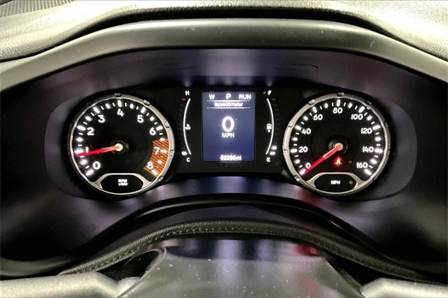 Used 2019 Jeep Renegade Latitude w/ Cold Weather Group image 13