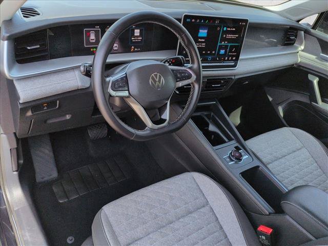 Used 2025 Volkswagen Tiguan S w/ 18" Wheel Package AWD/4WD image 13