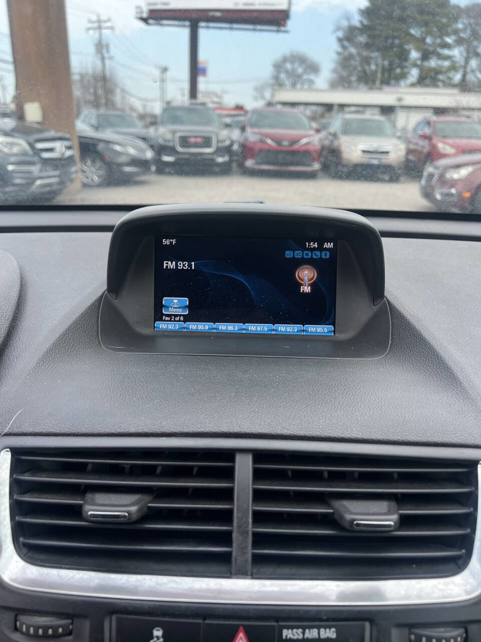 Used 2015 Buick Encore Base 4dr Crossover image 17