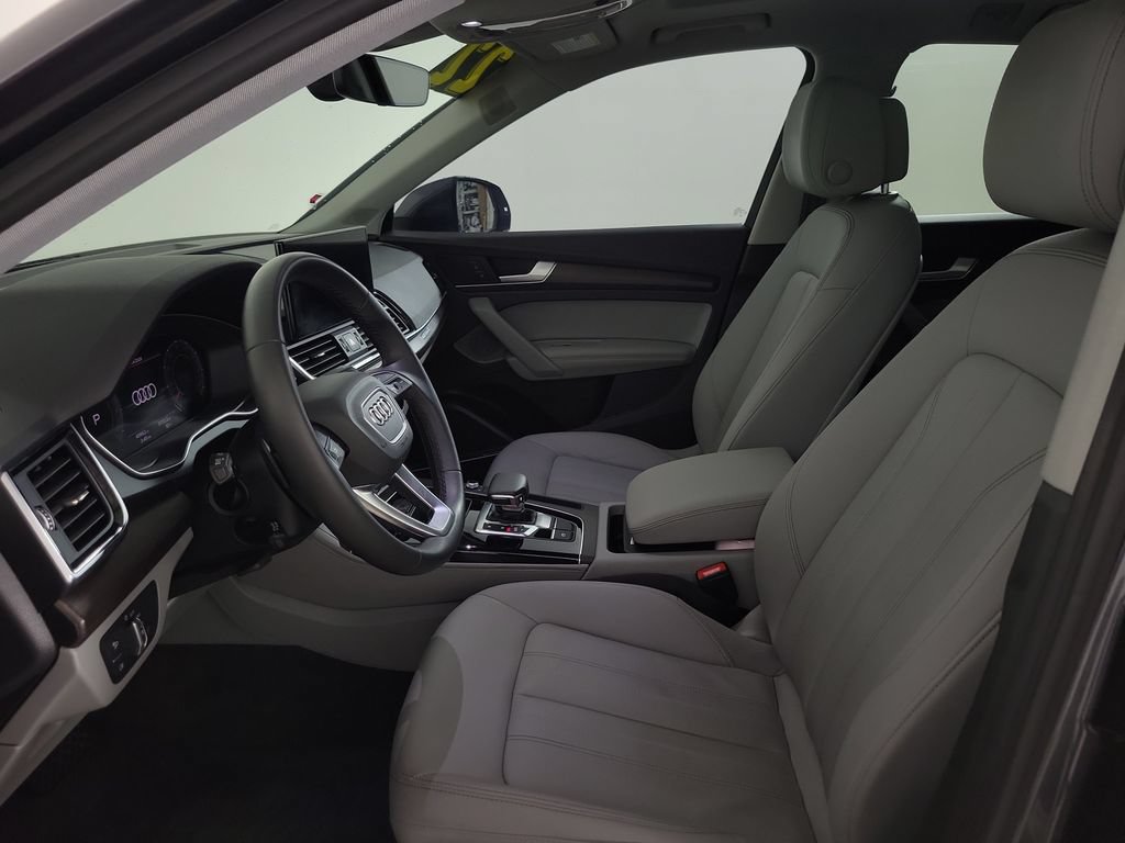 Used 2022 Audi Q5 2.0T Premium Plus w/ Premium Plus Package AWD/4WD image 19
