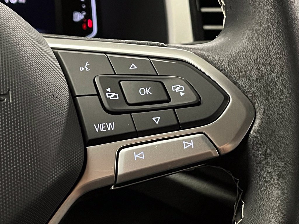 Used 2023 Volkswagen Atlas Cross Sport SE w/ Panoramic Sunroof Package AWD/4WD image 28