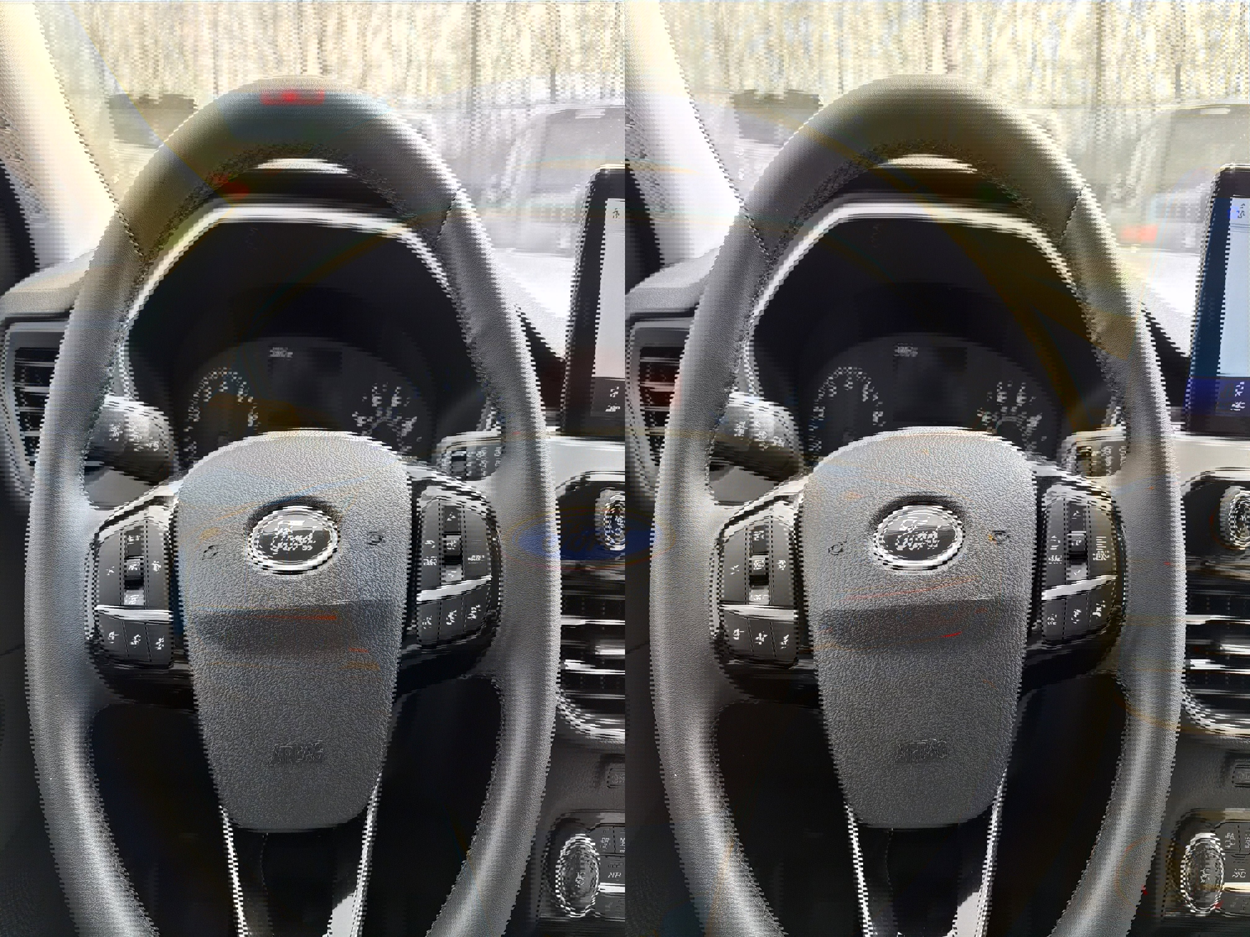 Used 2022 Ford Escape SE w/ Cold Weather Package image 13