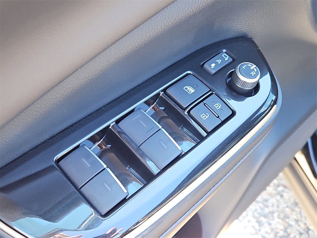 New 2026 Toyota Crown image 21