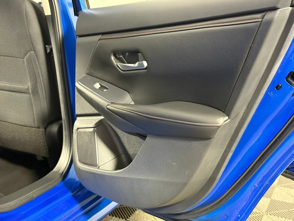 Certified 2023 Nissan Sentra SR FWD image 29