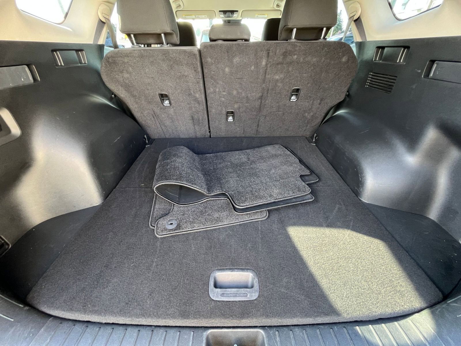 Used 2025 Kia Sportage LX image 31