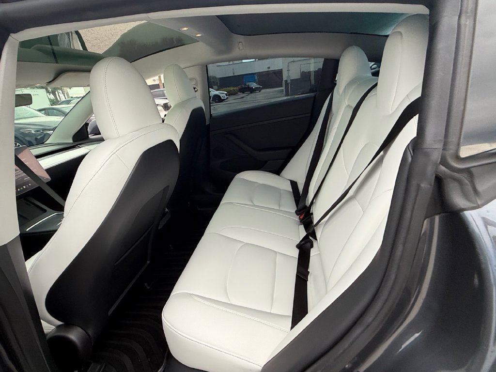 Used 2023 Tesla Model 3 Performance AWD/4WD image 12