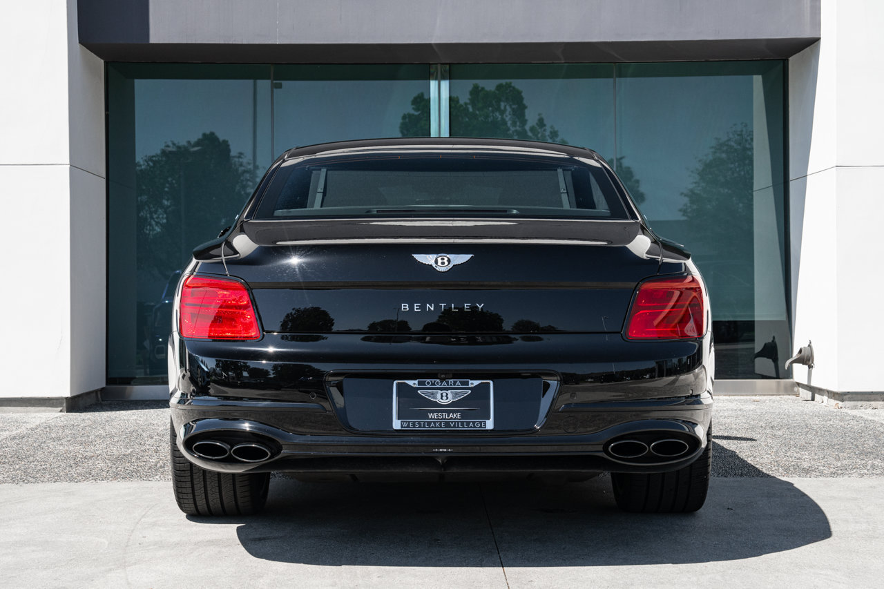 Used 2024 Bentley Flying Spur V8 AWD/4WD image 19