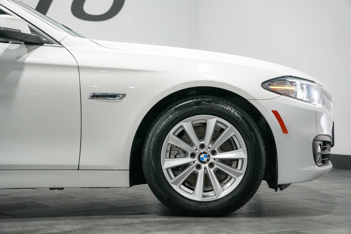 Used 2015 BMW 528i Sedan RWD image 9