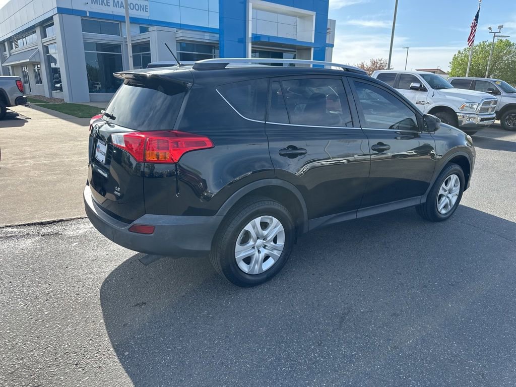 Used 2015 Toyota RAV4 LE image 35