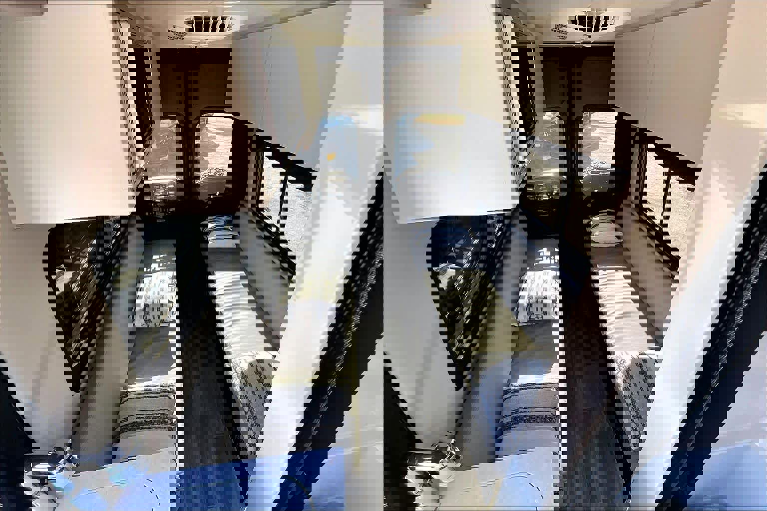 Used 2020 Mercedes-Benz Sprinter 2500 image 21