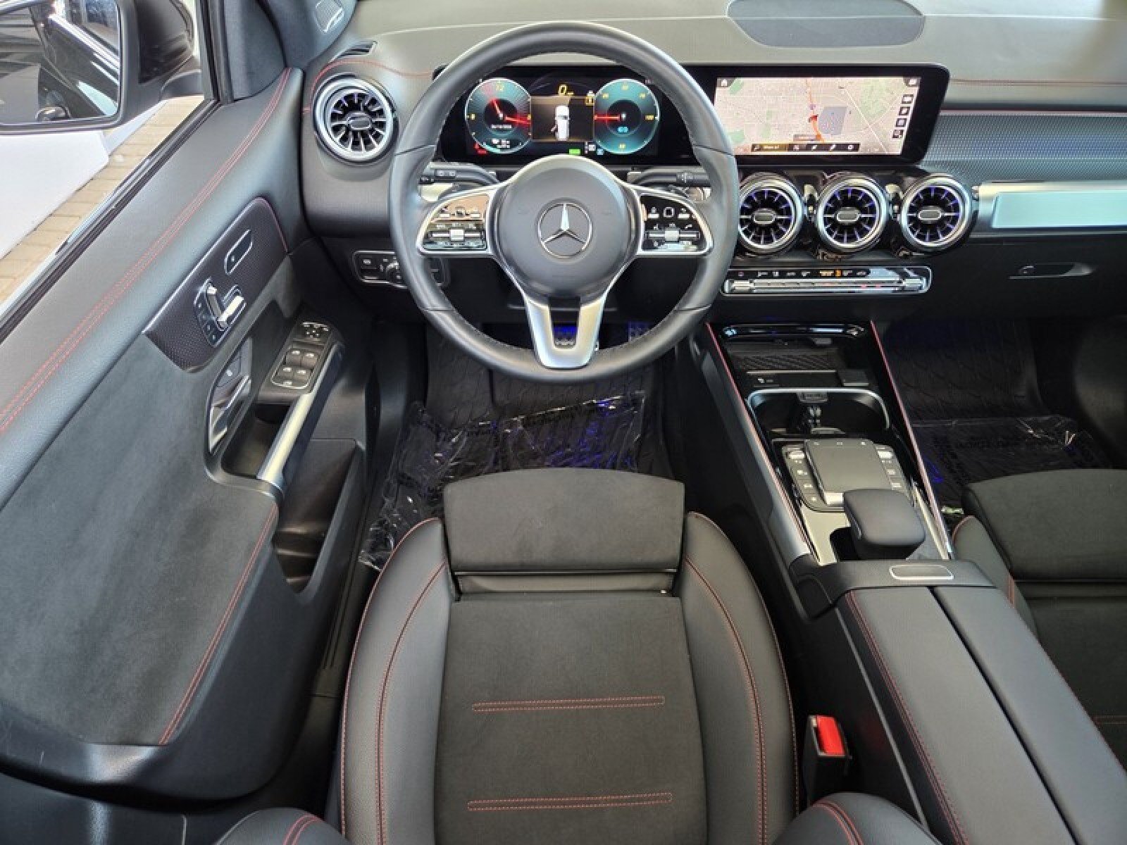 Certified 2023 Mercedes-Benz EQB 300 4MATIC image 16