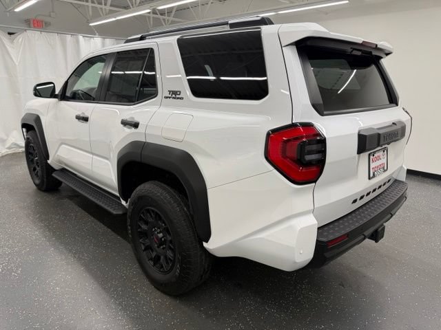Certified 2025 Toyota 4Runner TRD Off-Road AWD/4WD image 4