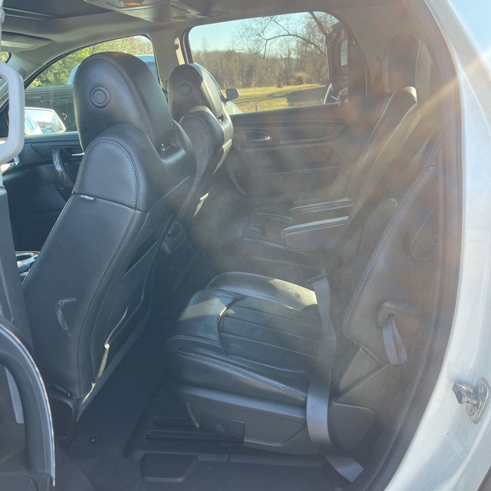 Used 2015 GMC Acadia Denali image 14