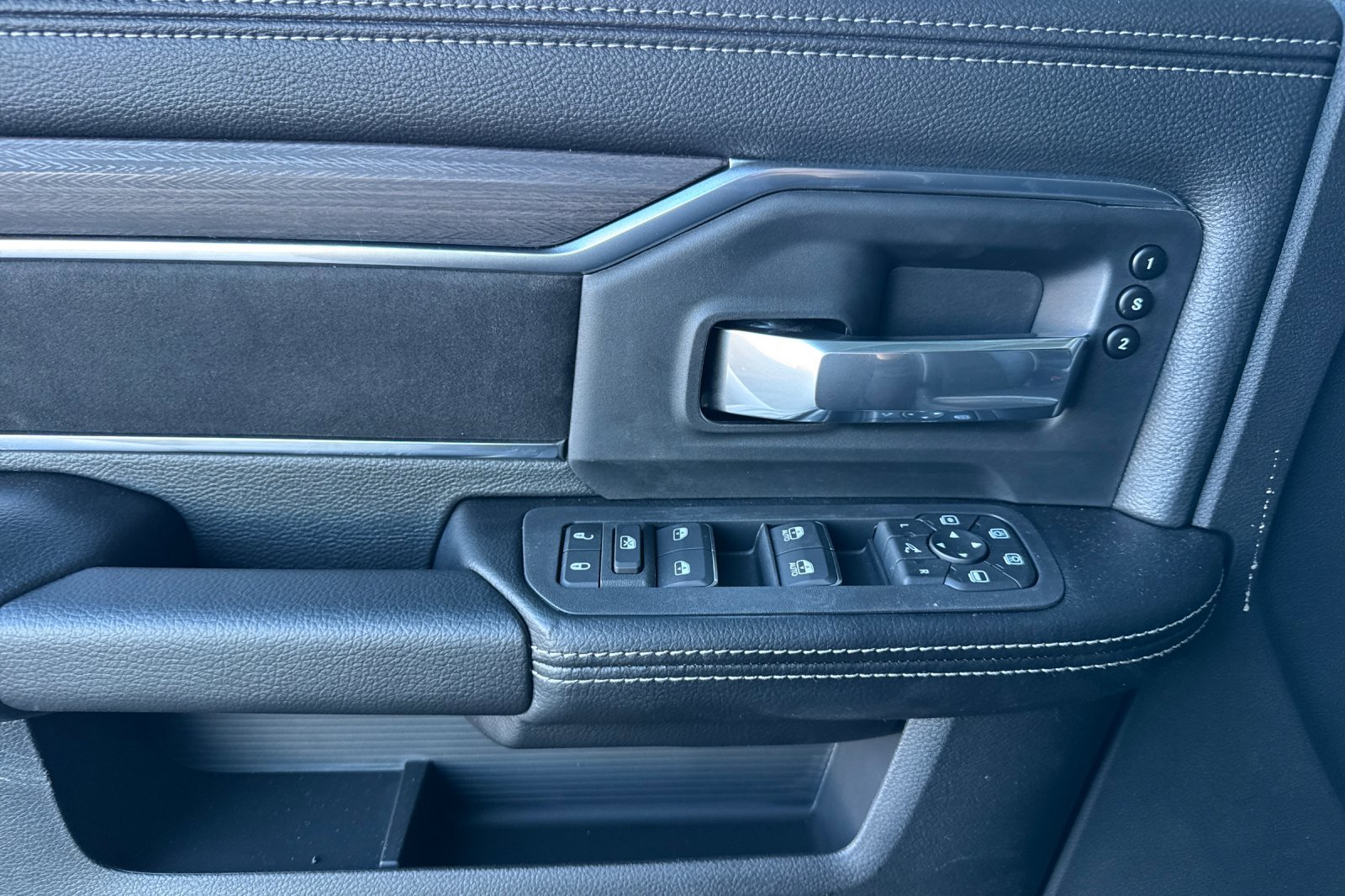 New 2026 RAM 2500 Laramie image 10