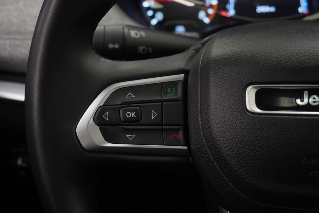 Certified 2022 Jeep Compass Latitude w/ Sun and Sound Group image 36