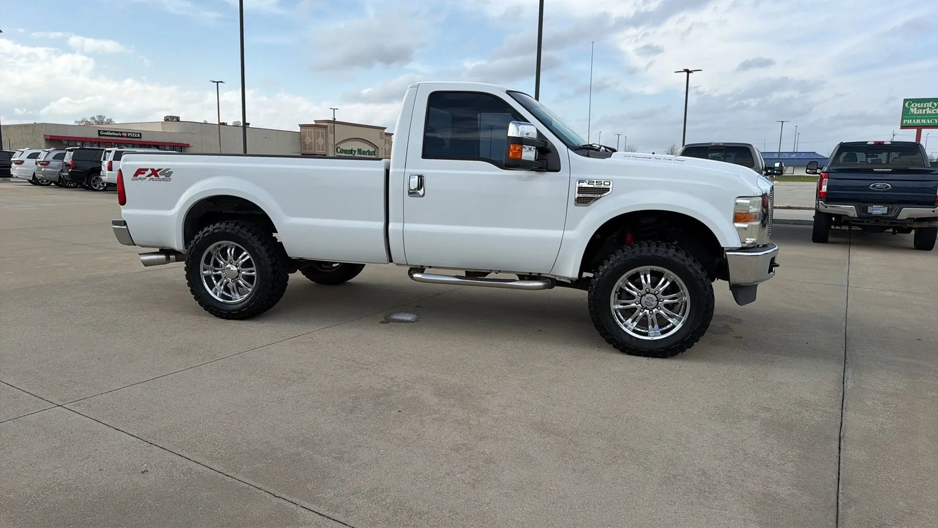 Used 2010 Ford F250 XLT image 29